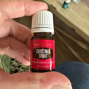 Young living 5ml Christmas Spirit essential oil blend